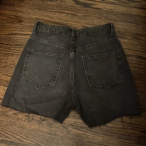 H&M Divided Black Jean Shorts - Picture 2 of 3